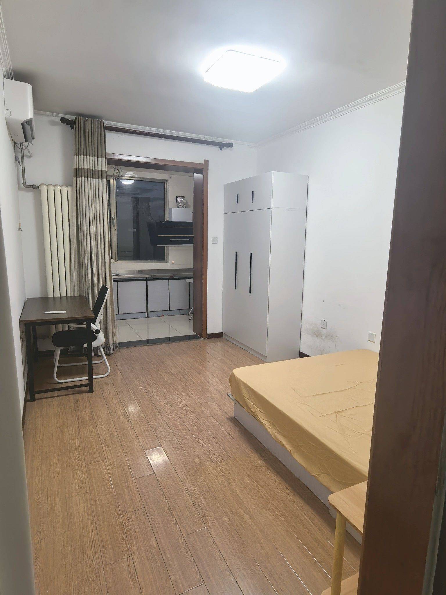 Haidian 颐和山庄-145号楼