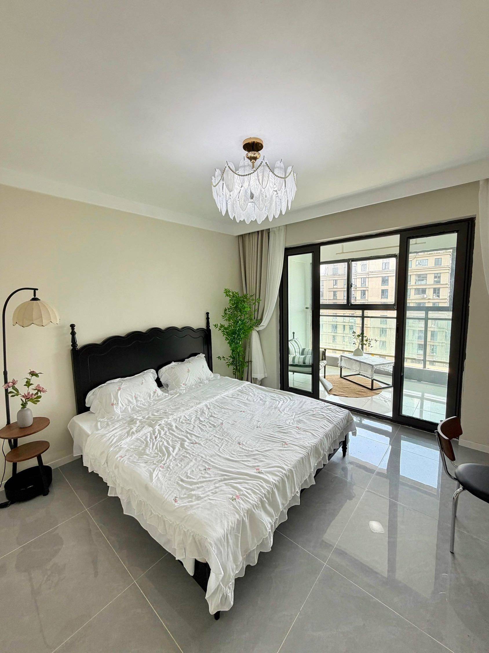 Liangjiang New Area 新洲阳光