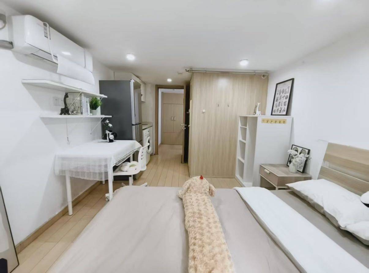 Lixia 万科麓公馆