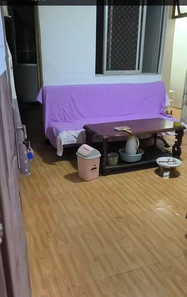 云岩 青松客栈93号楼