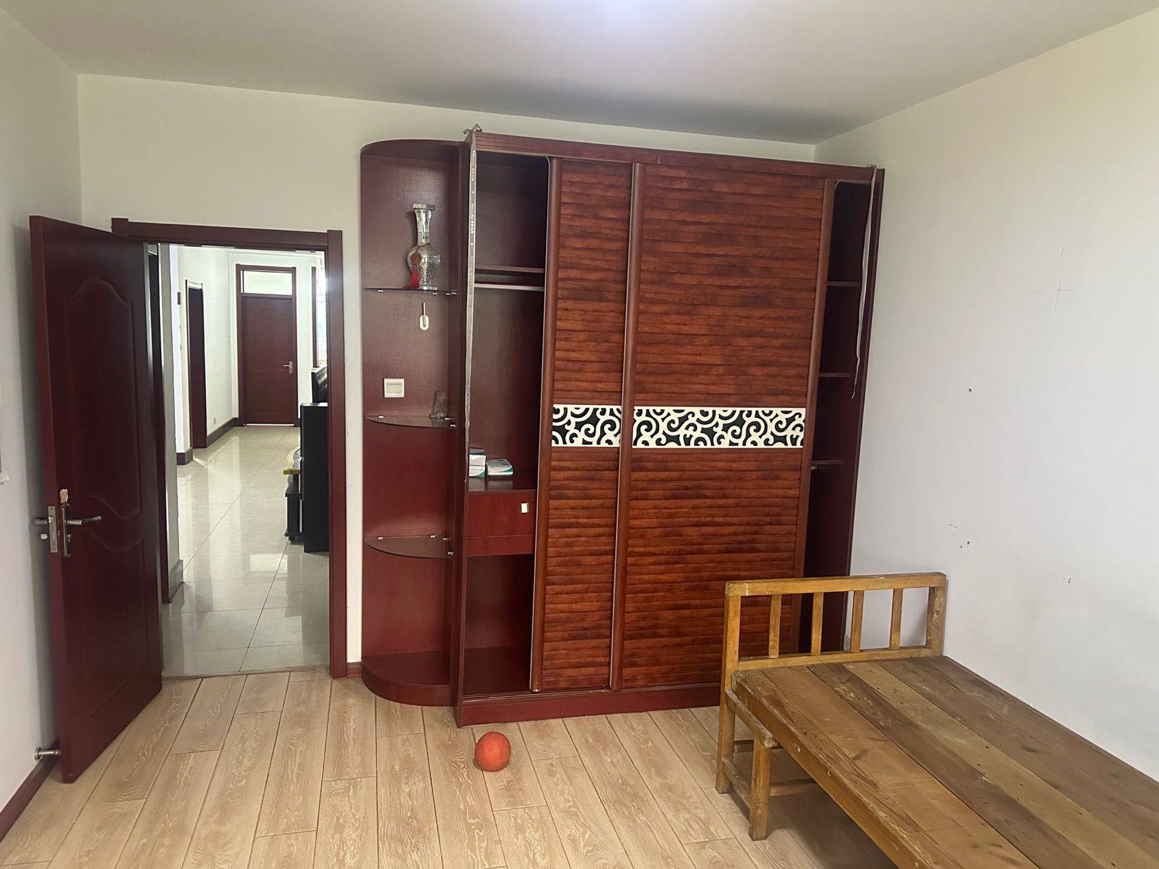 Shizhong 七里山西路开发公司宿舍