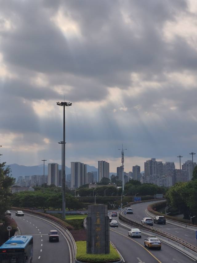 Cangshan 新康山里