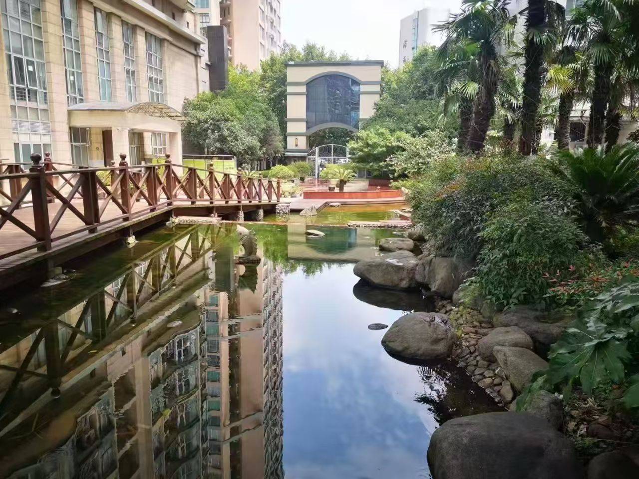 徐匯 新贵都万体景苑