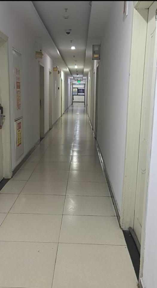 Baoshan 上海兆忠假日酒店