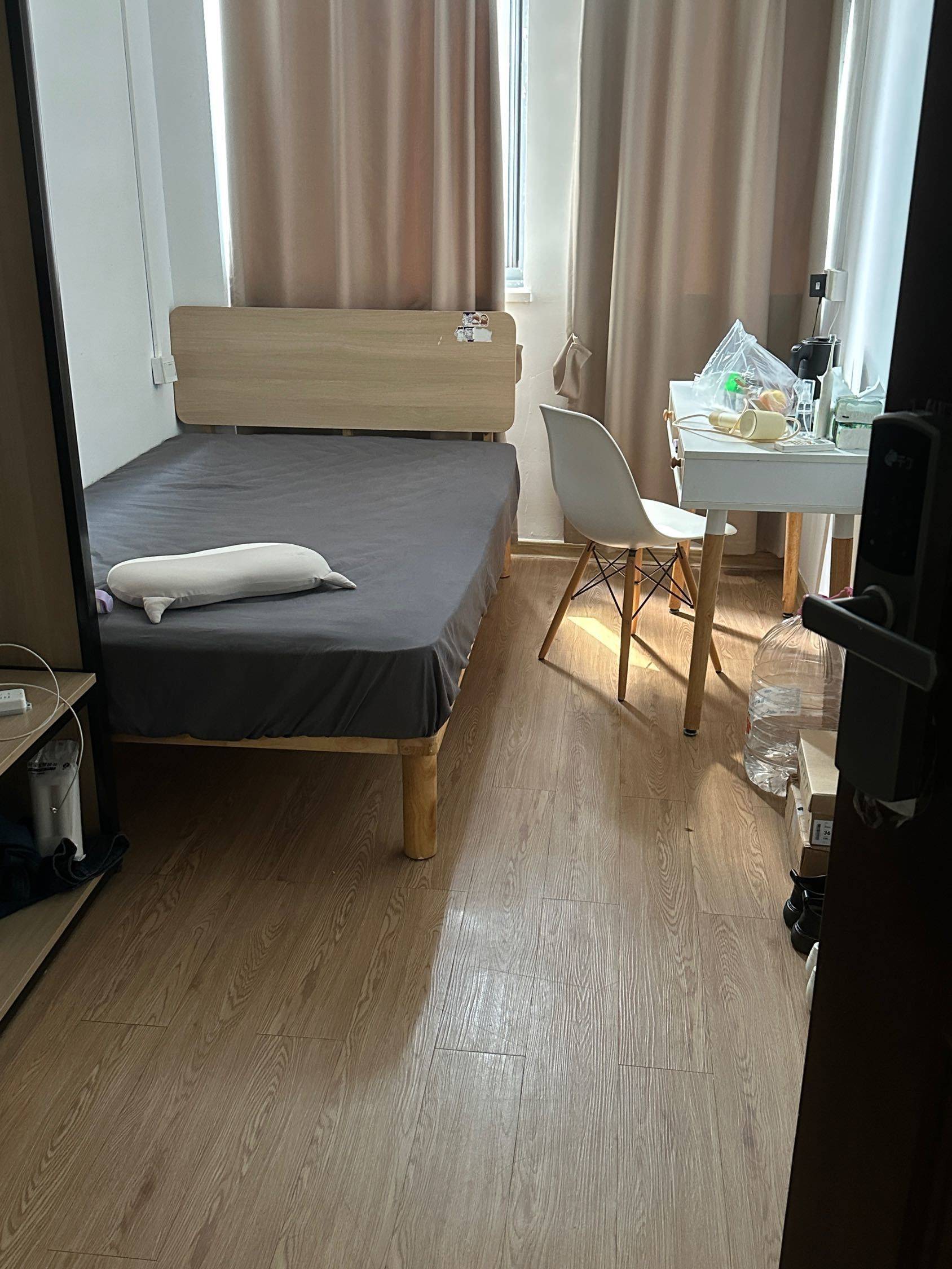 雨花 冠寓(长沙欧亚达广场店)