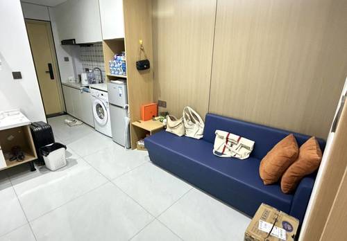 Baoshan 都市家寓(宝安公路店)