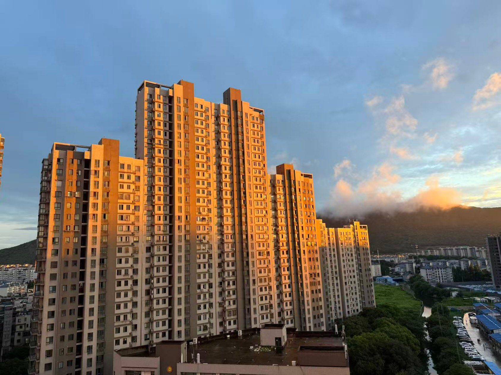 Liangxi 绿地西水晶舍-17幢