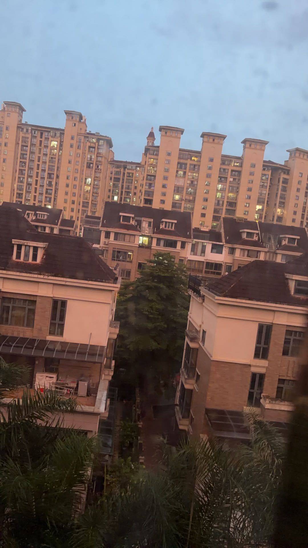 Cangshan 融晟红郡