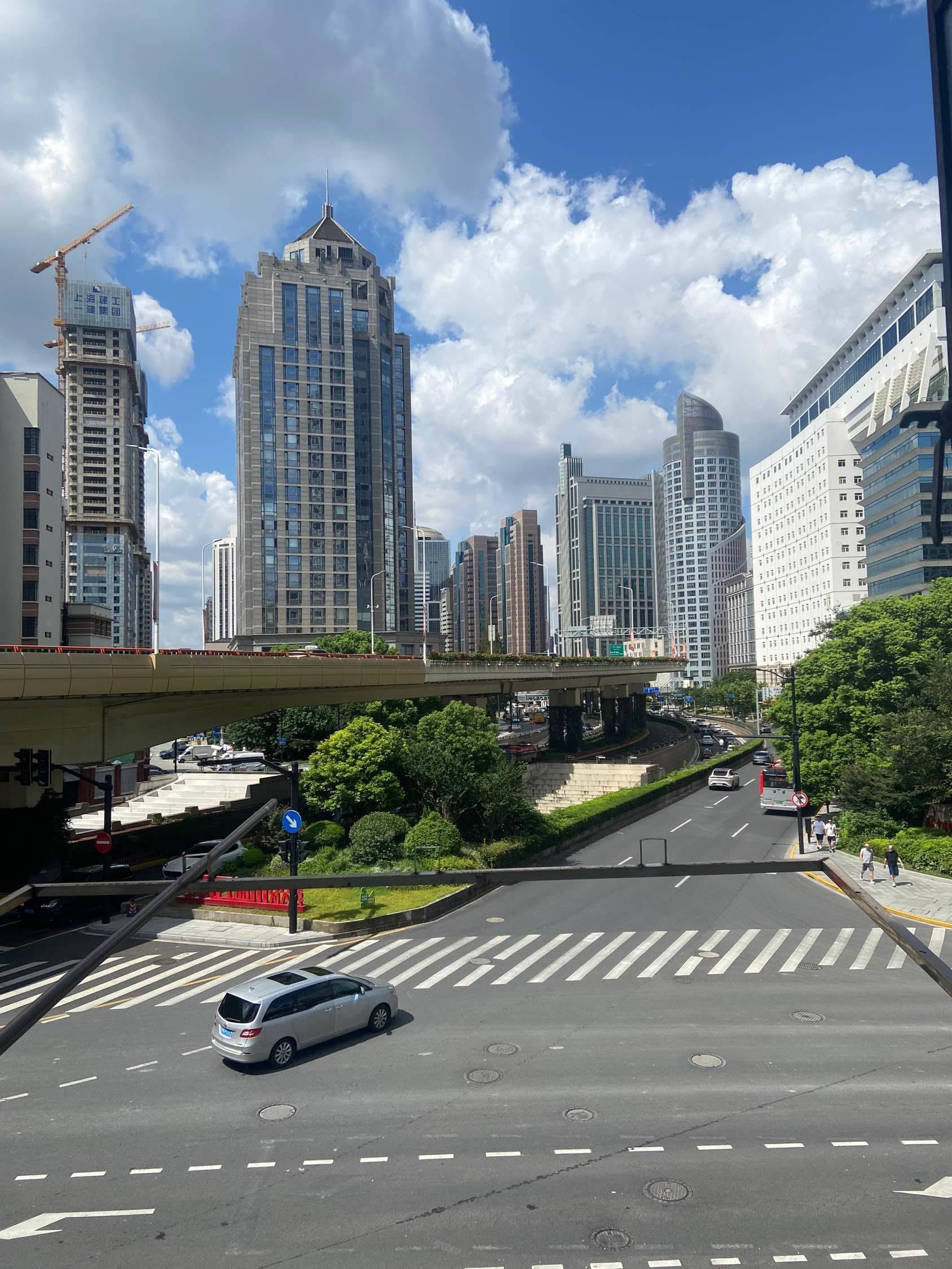 Huangpu 延河大楼