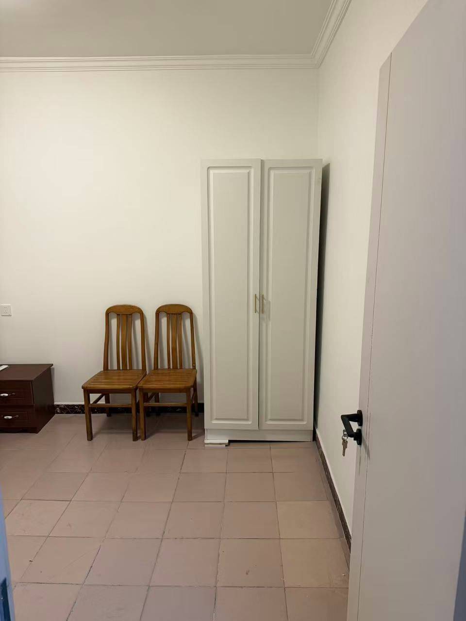 Erqi 庆丰街42号院