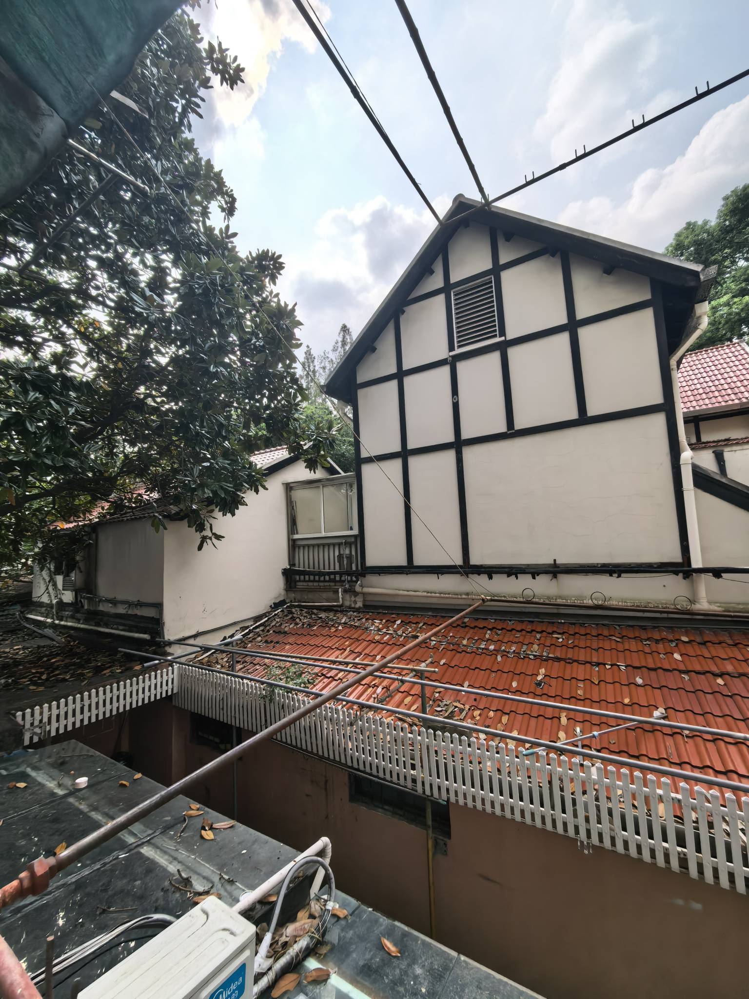 長寧 新华路370弄香花桥小区