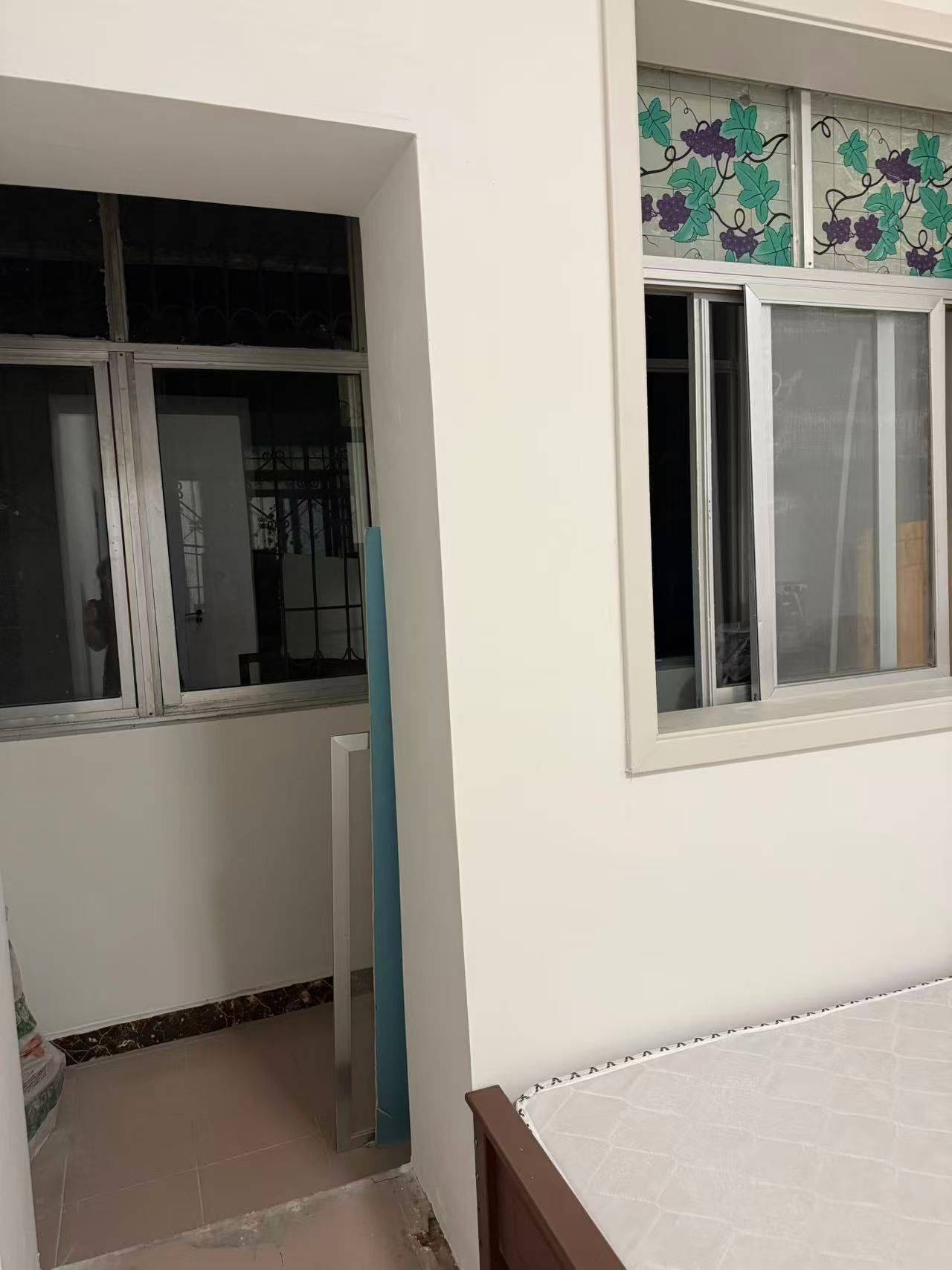 Erqi 庆丰街42号院