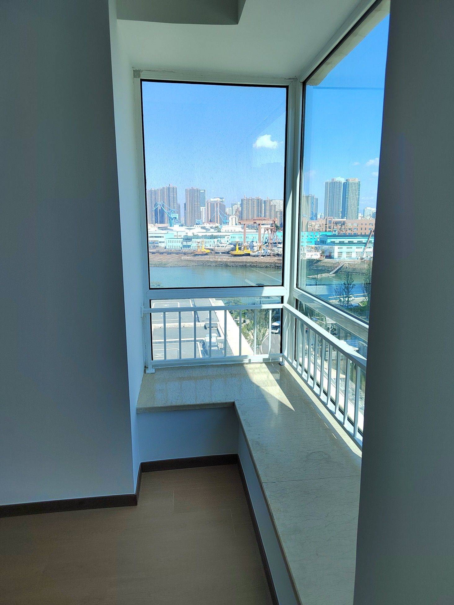 市南 蓝石海景公寓(四川路分店)