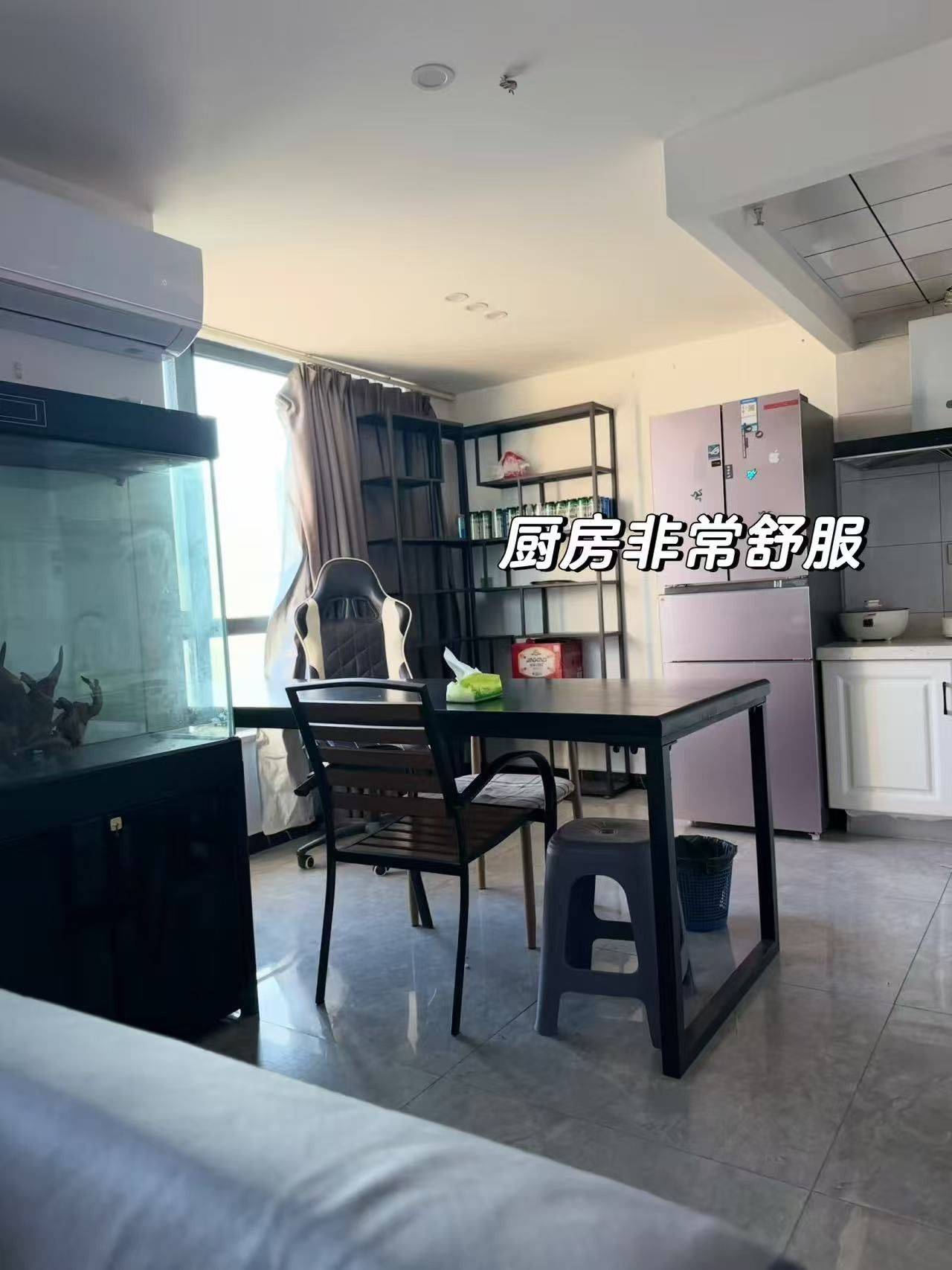 Zhongyuan 石佛艺术公社
