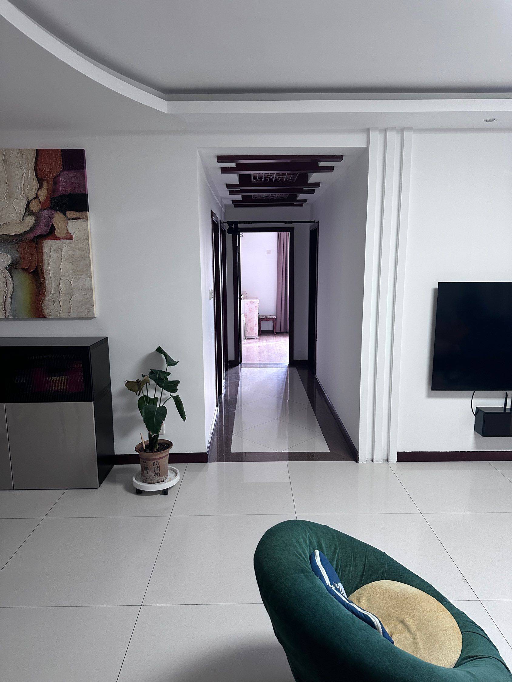 Lianhu 西材东苑小区-305号楼