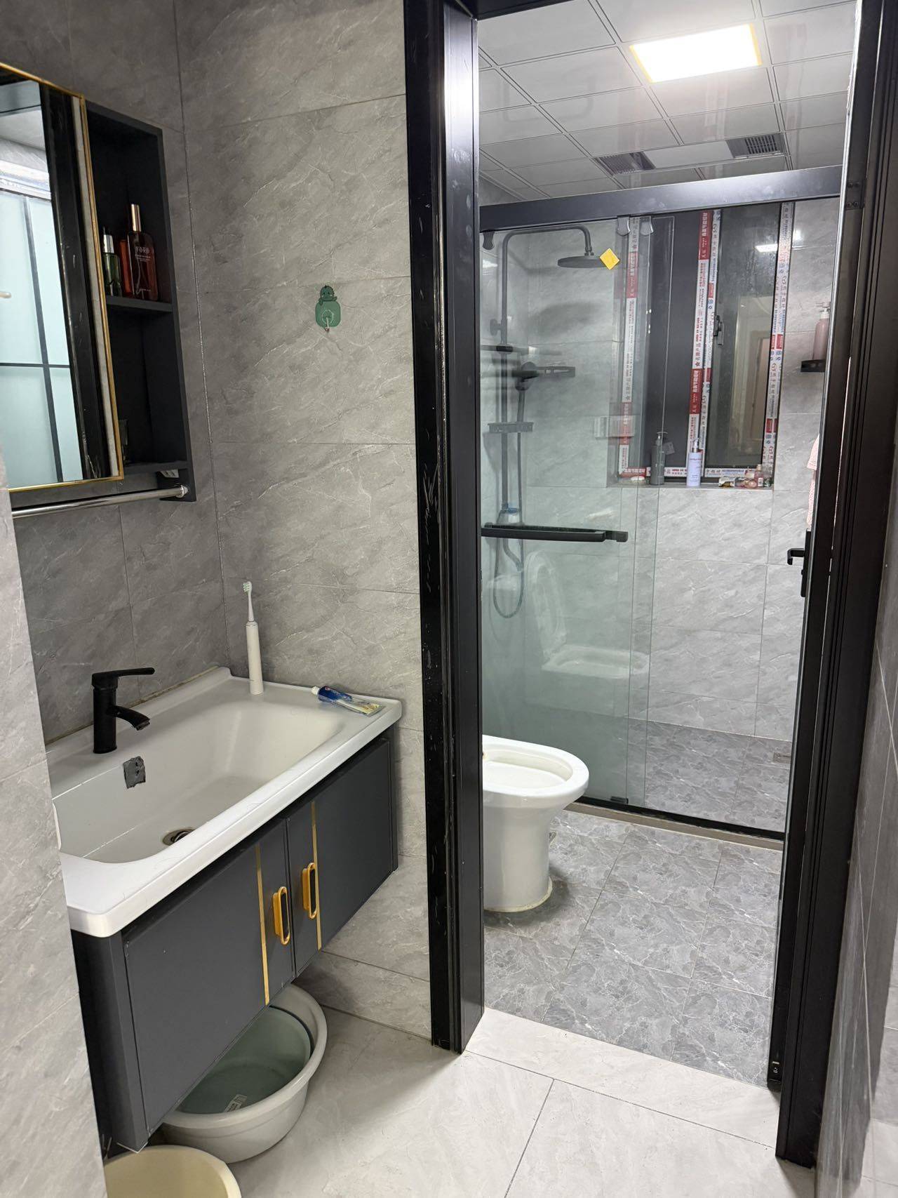 Gulou 东门街42号楼