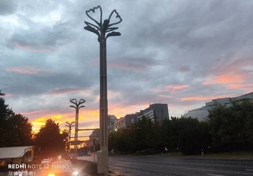 Yuhua 留村南区-24号楼
