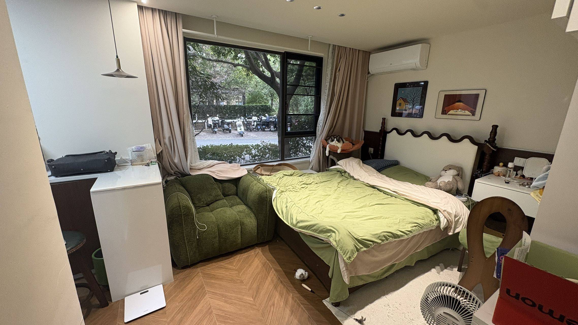 Baoshan 汇秀雅苑-4号楼